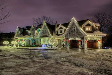 Lower-East-Oakville-Home-1